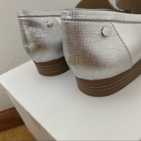 Women’s Silver Metallic Leather Loafers by Nine West. Sz 6M - Picture 9 of 16